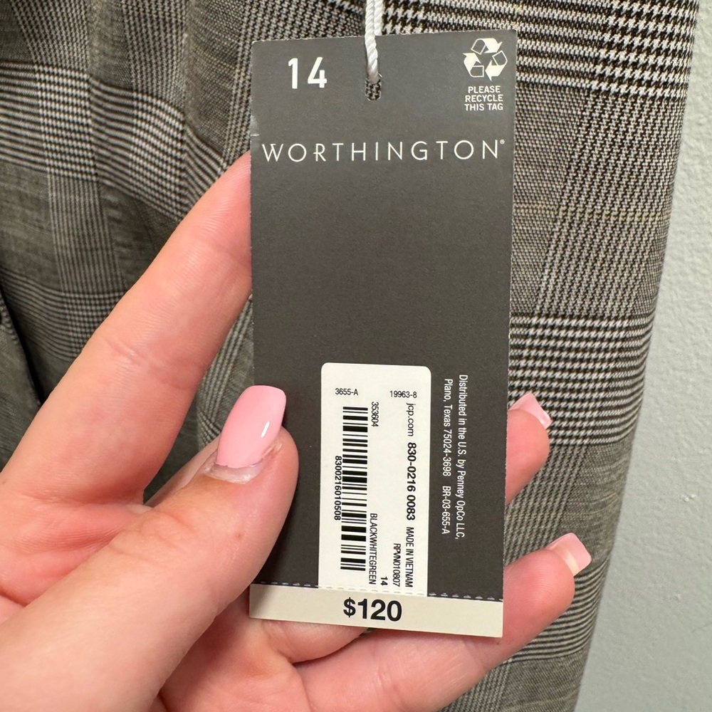 Worthington Plaid Blazer and Pants set in Gray and Brown Tones - Picture 9 of 9